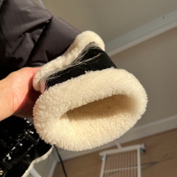 Moose Knuckles Churchbridge ShearlingTrim Down Moto Jacket NEW NO TAGS sizeSmall - Picture 11 of 16